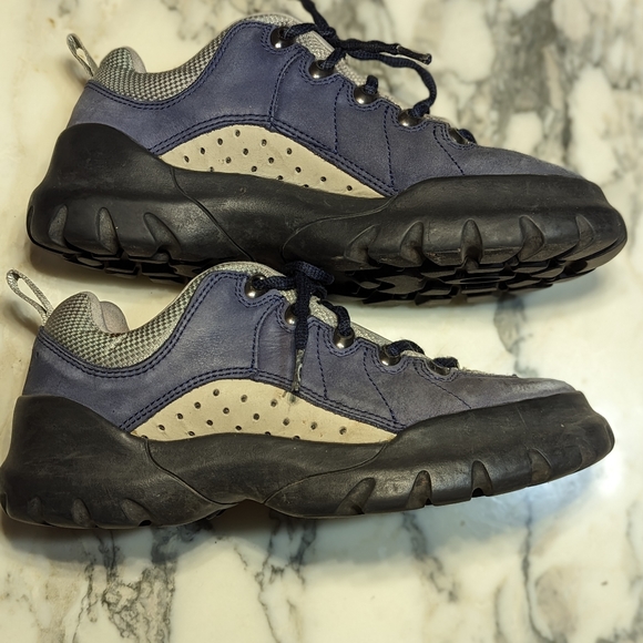 Men's Oakley Nail Lows -- Size 8 - Picture 2 of 8